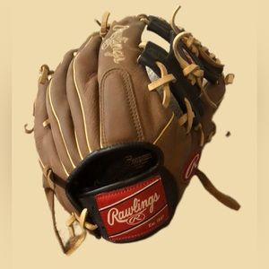 Youth leather baseball left mitt